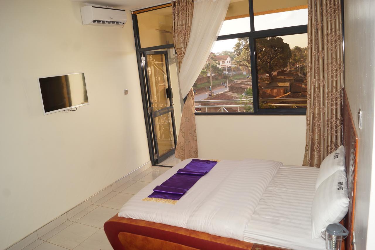 Hotel Ok Кампала Екстер'єр фото