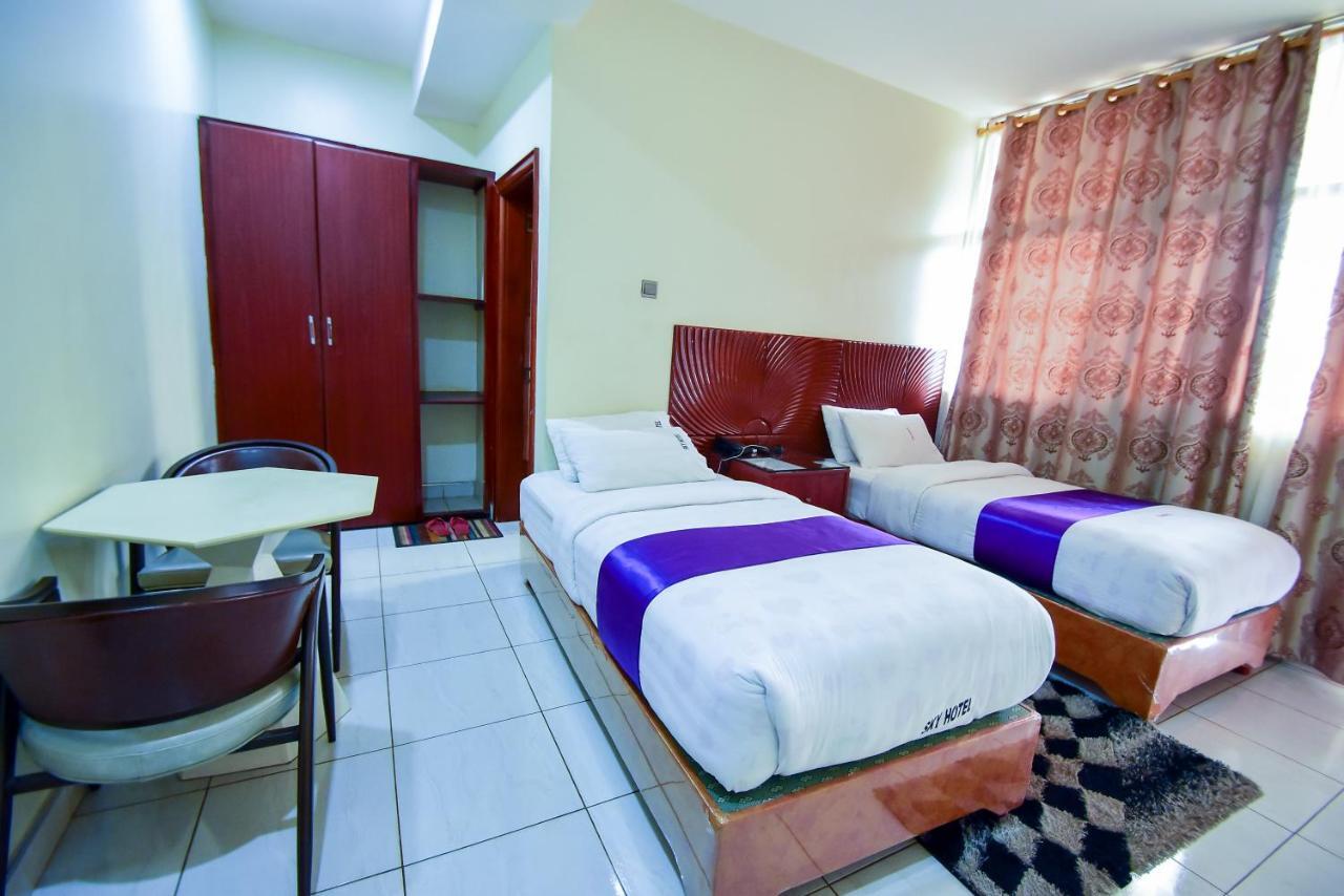 Hotel Ok Кампала Екстер'єр фото