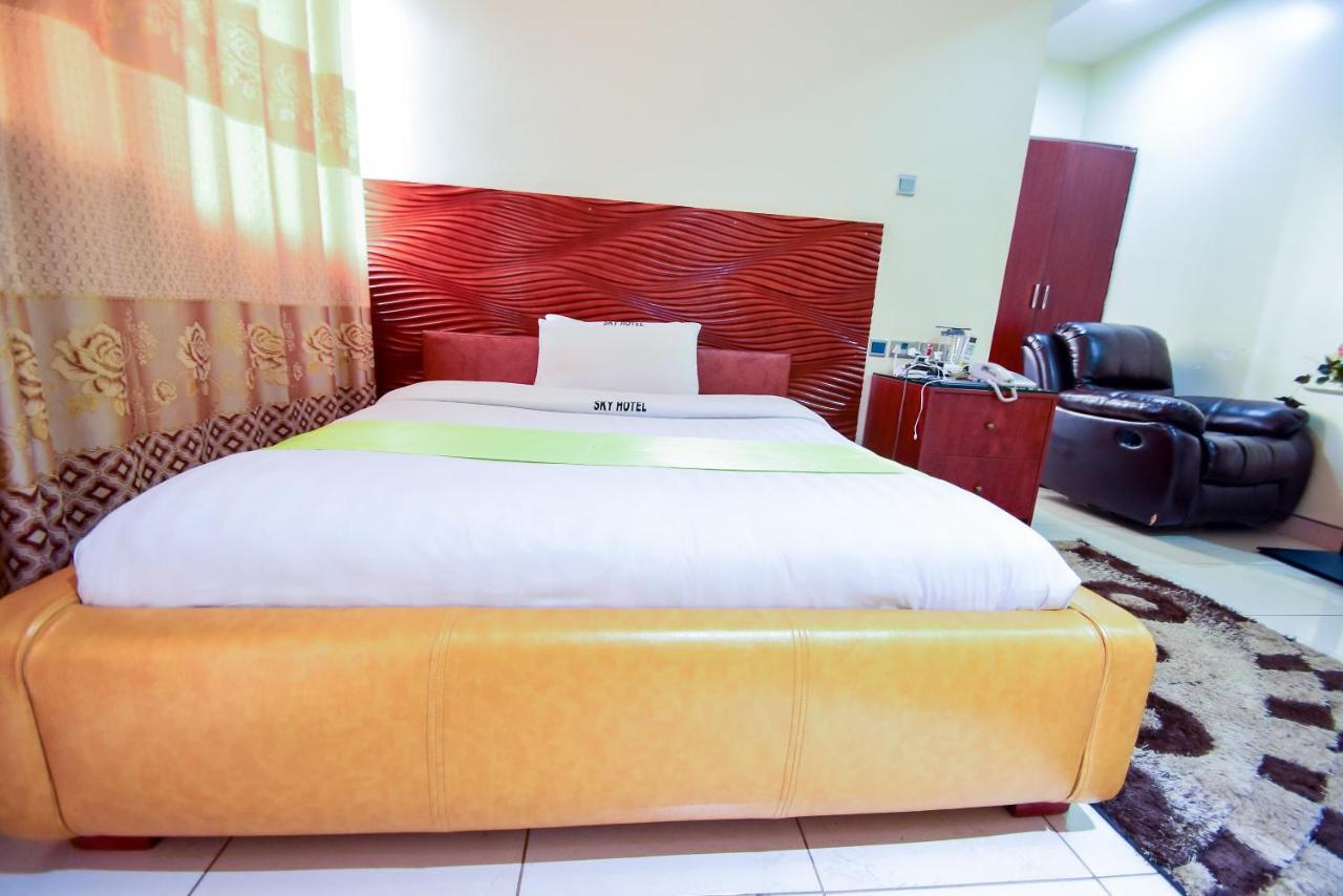 Hotel Ok Кампала Екстер'єр фото